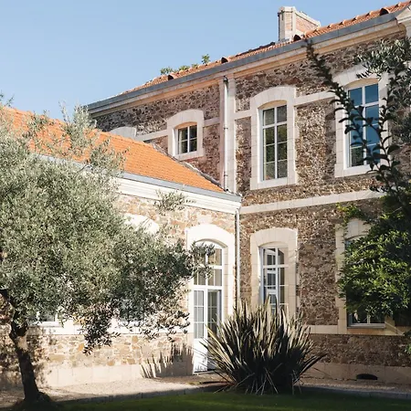 Le Cocon Proche Puy Dufou Love hotel *