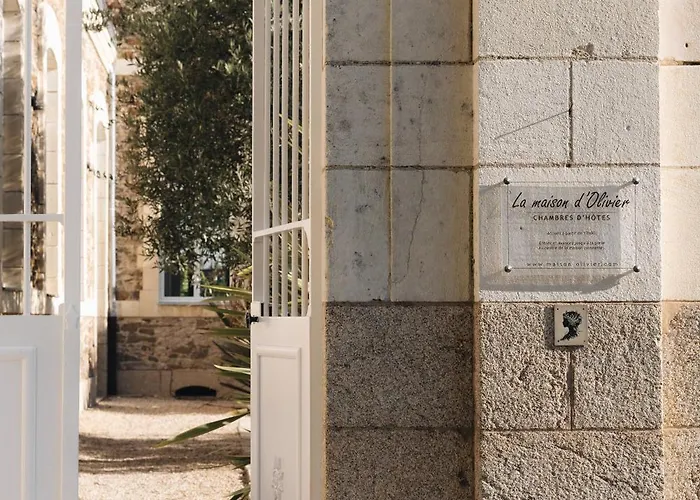 Liefdeshotel Le Cocon Proche Puy Dufou