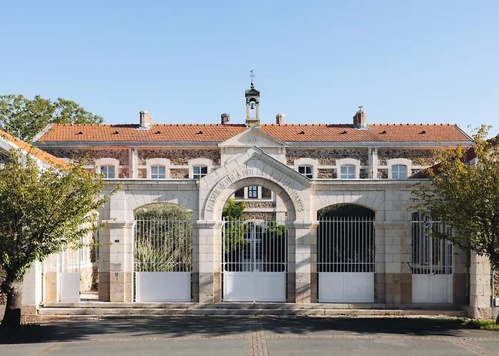 Le Cocon Proche Puy Dufou Liefdeshotel *