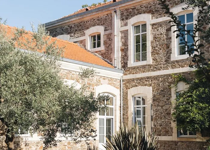 Le Cocon Proche Puy Dufou Liefdeshotel *