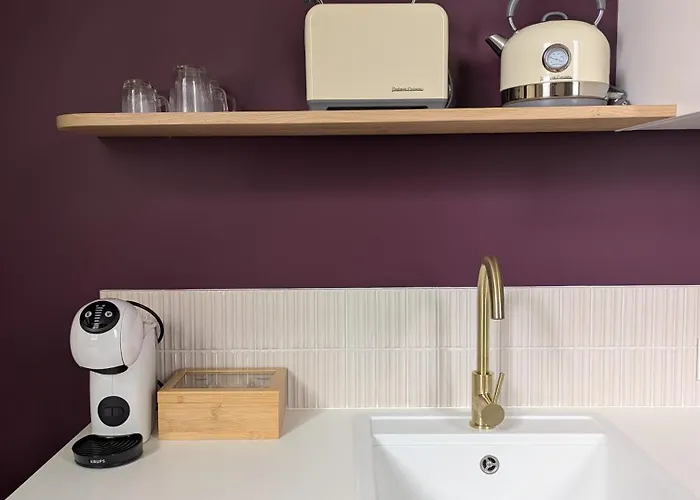 Le Cocon Proche Puy Dufou ラブホテル Mesnard-la-Barotière