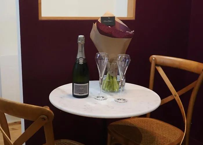 Le Cocon Proche Puy Dufou Liefdeshotel