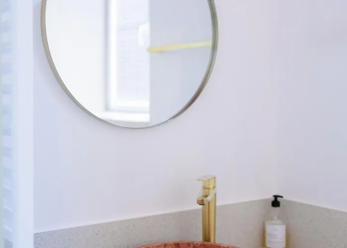 Liefdeshotel Le Cocon Proche Puy Dufou